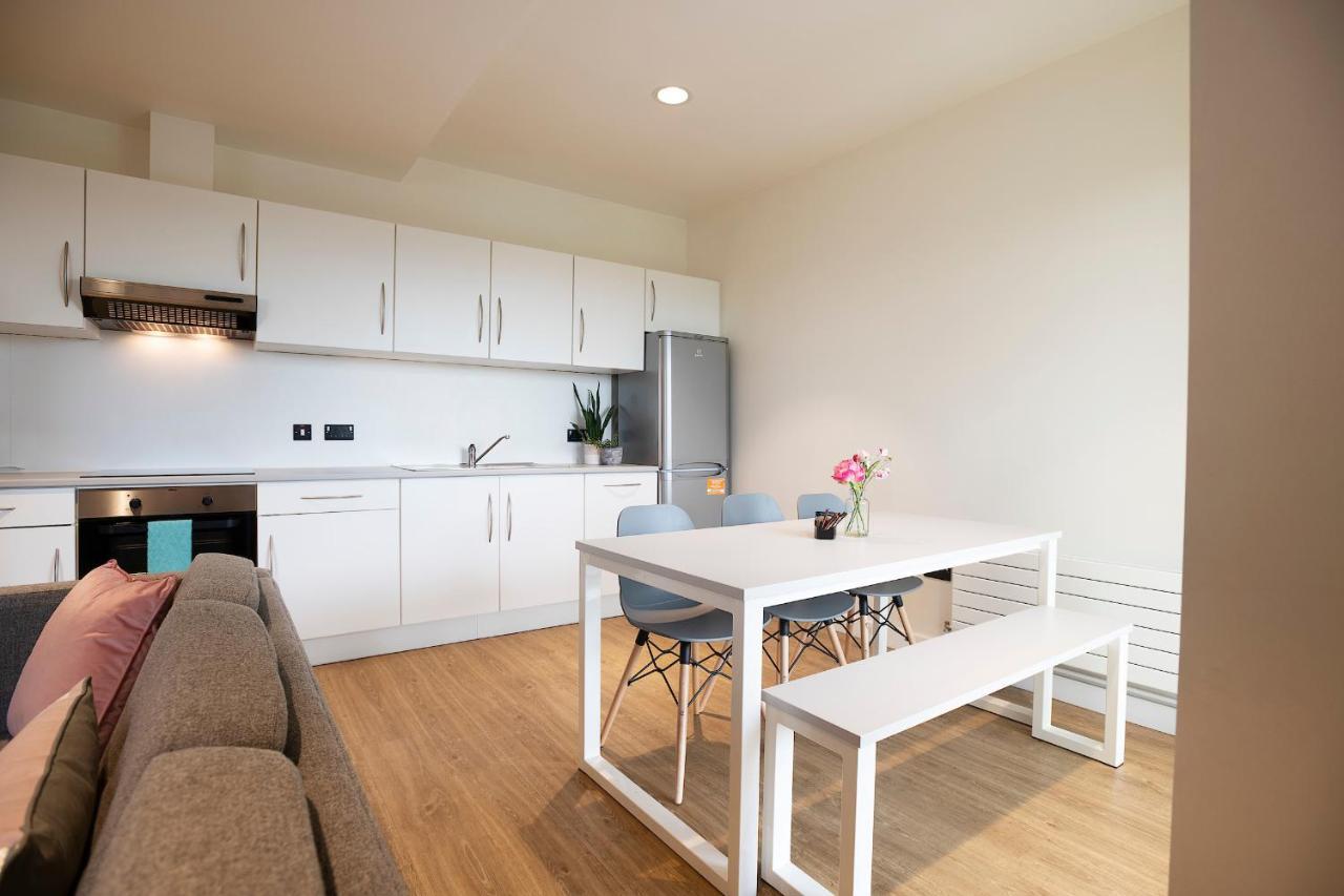 Goldcrest Village Apartments University Of กัลเวย์ ภายนอก รูปภาพ